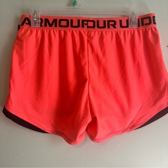 NWT Under Armour Orange & Black Athletic Performance Workout Shorts - Picture 3 of 4